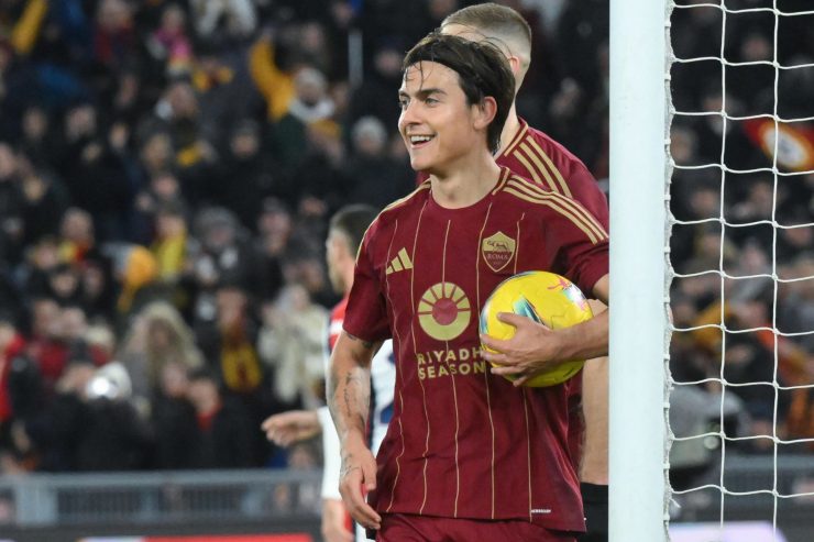 Dybala sorride con la Roma capolista