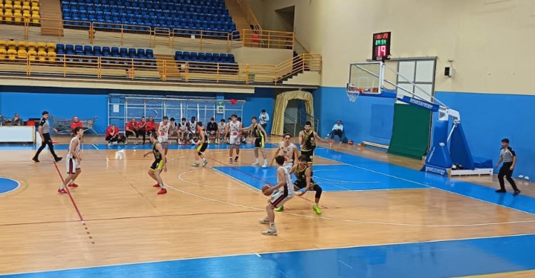 BASKET, VITTORIA PREZIOSA PER LA ESSETI CHE INGAGGIA ASANTE
